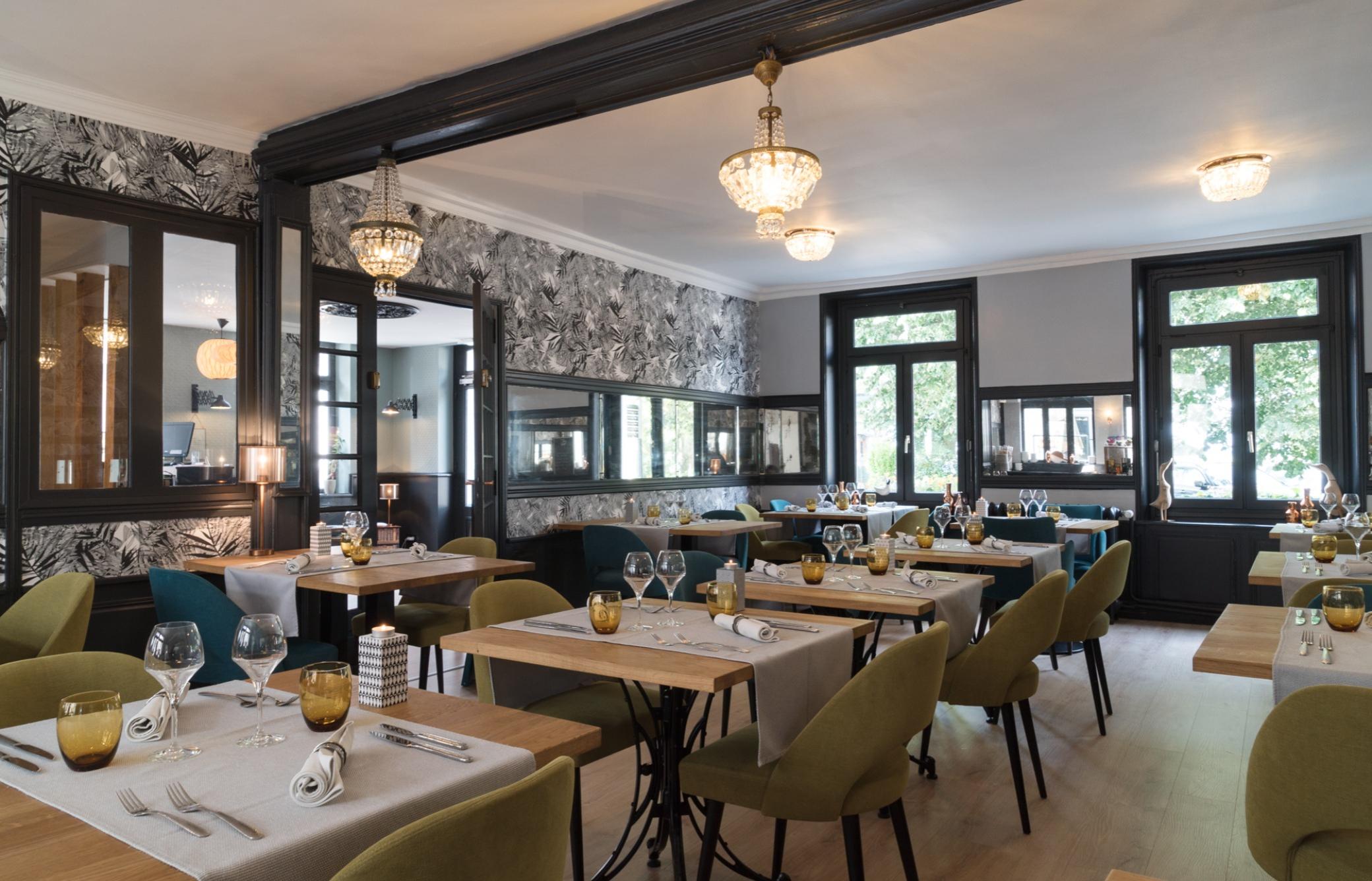 The Originals Boutique, Hotel La Colonne De Bronze, سانت فاليري سور سوم المظهر الخارجي الصورة