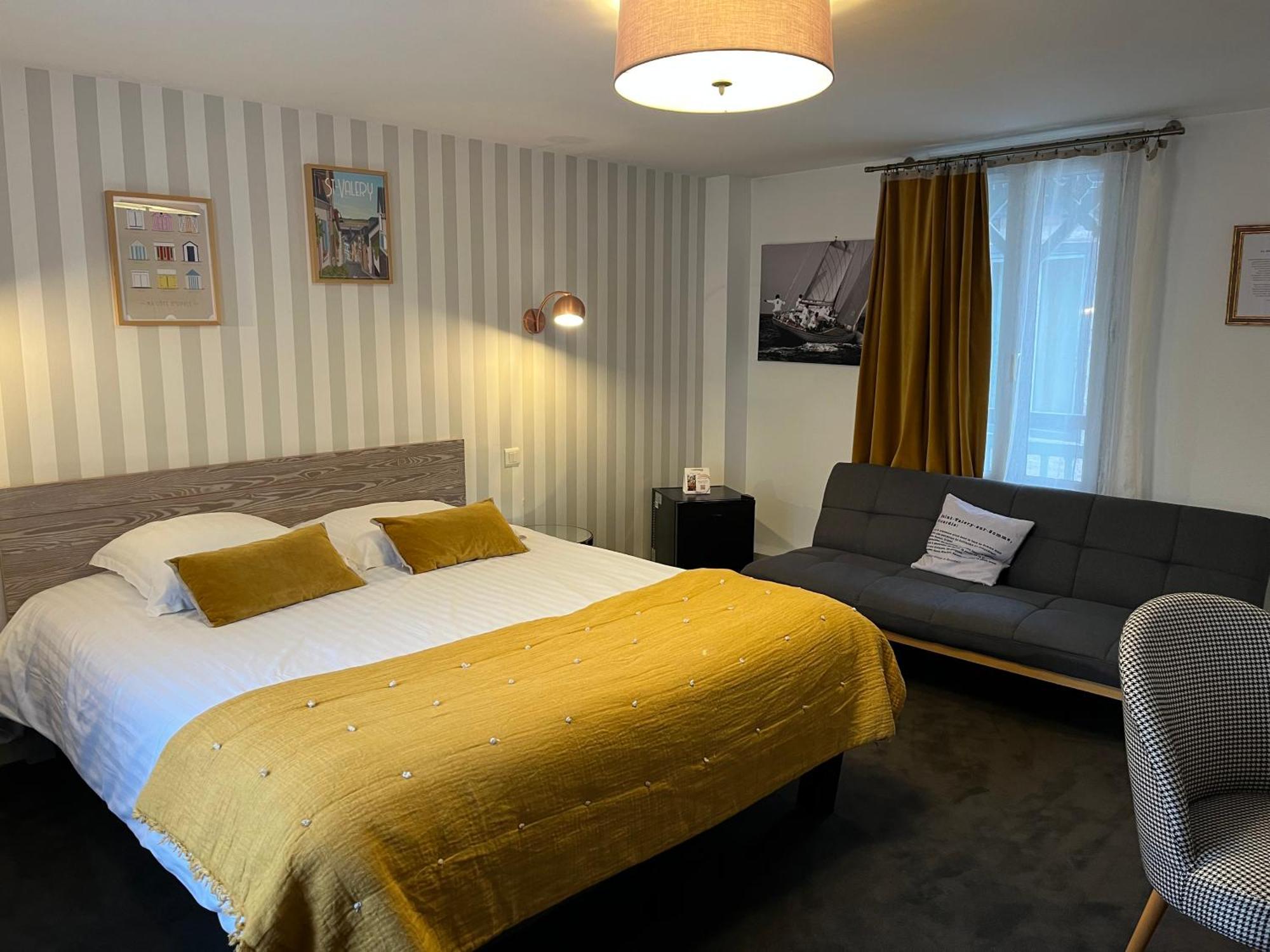 The Originals Boutique, Hotel La Colonne De Bronze, سانت فاليري سور سوم المظهر الخارجي الصورة